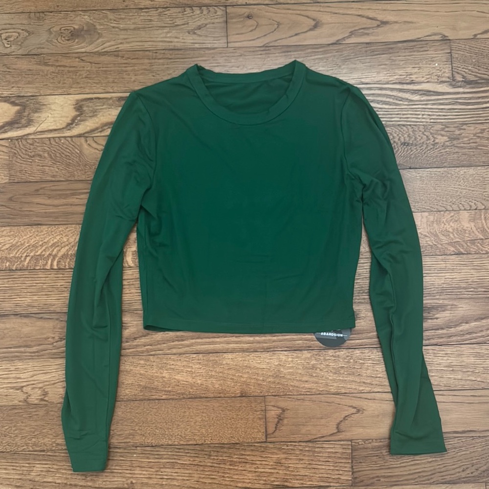 NWT long sleeve crop top - Picture 3 of 4